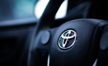 Find Toyota hybrid hos autoriseret forhandler