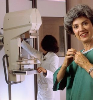 Mammografi: Sådan foregår undersøgelsen